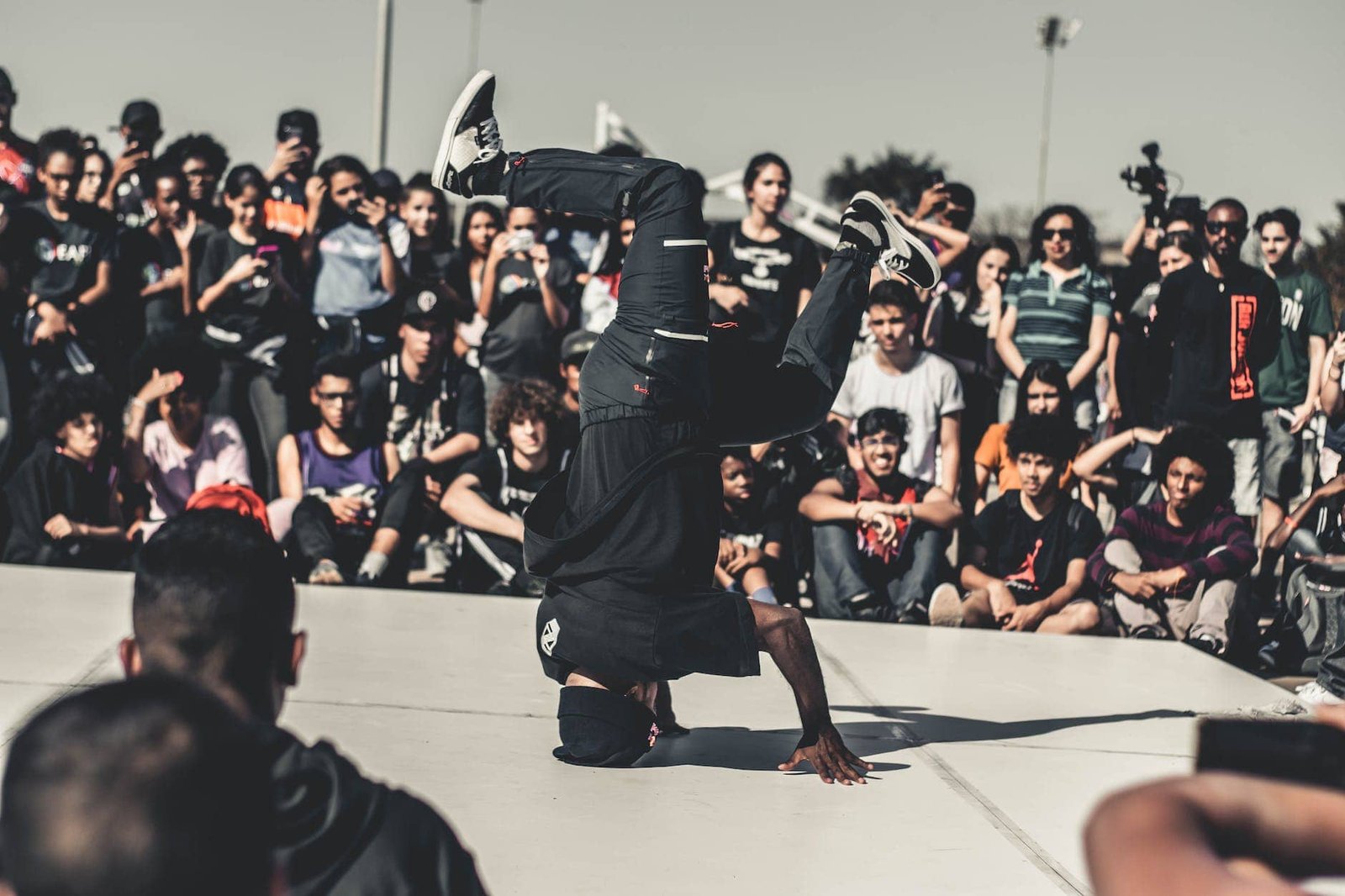 man performing hip hop dance