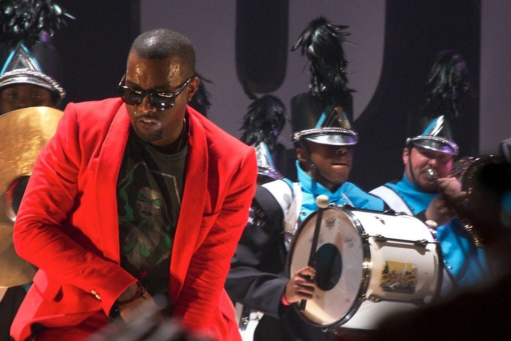 Kanye West billion streams 2026, Drake vs Kanye streaming numbers, Kanye West catching Drake Spotify, 2026 Spotify streaming battle, Kanye West Drake rivalry, billion Spotify streams competition, Ye streaming milestone 2026, hip-hop streaming statistics 2026